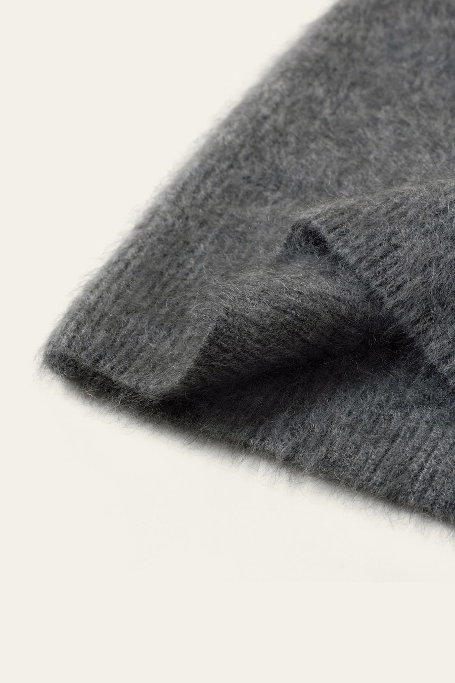 Beanie in Cashmere Spazzolato