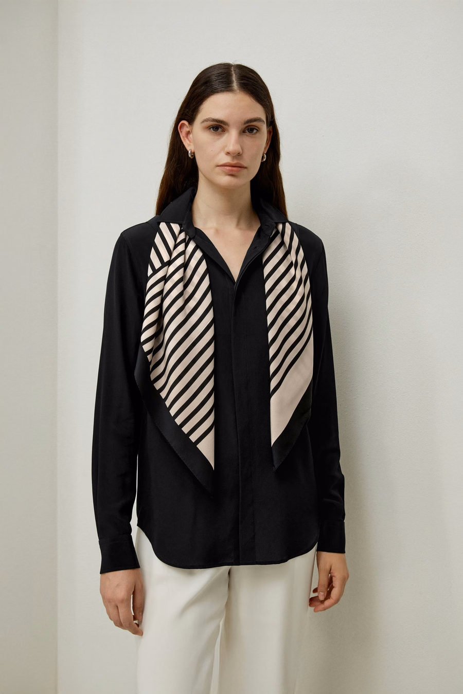 Foulard in Seta con Motivo Mid-Century