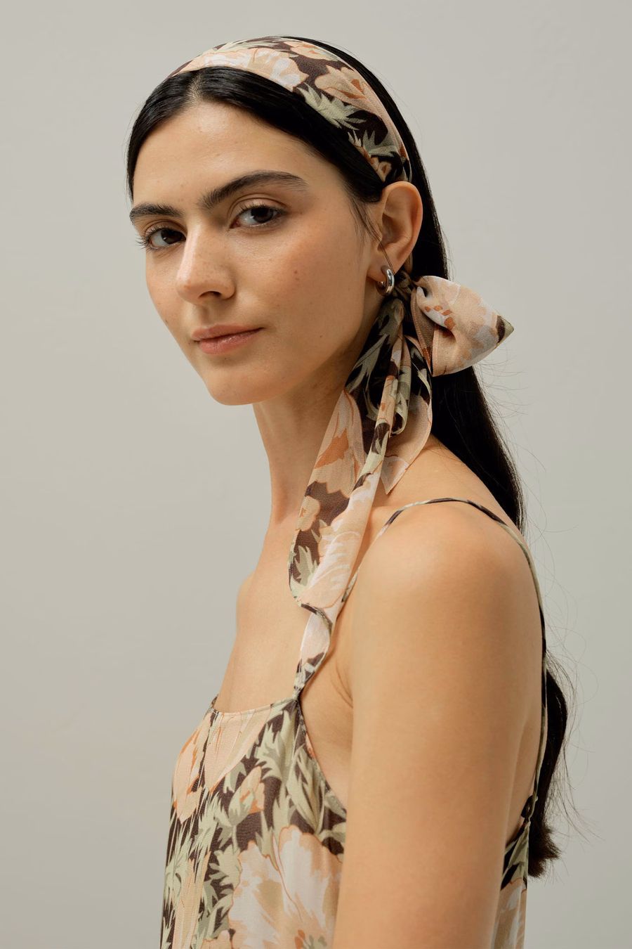 Foulard Sussurro di Papavero - Realizzato in Tessuto Liberty
