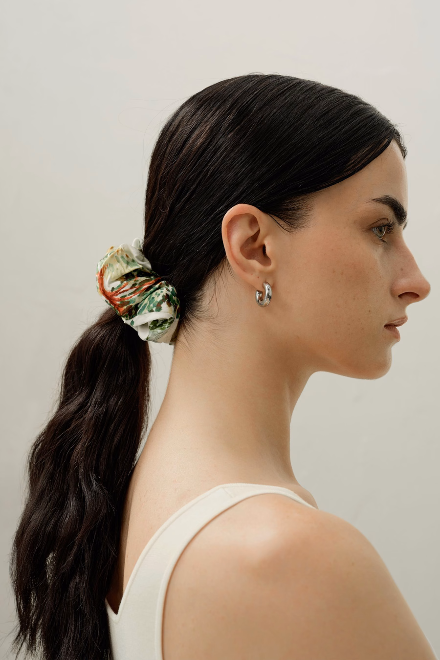 Scrunchies in seta del segno zodiacale dell'Ariete