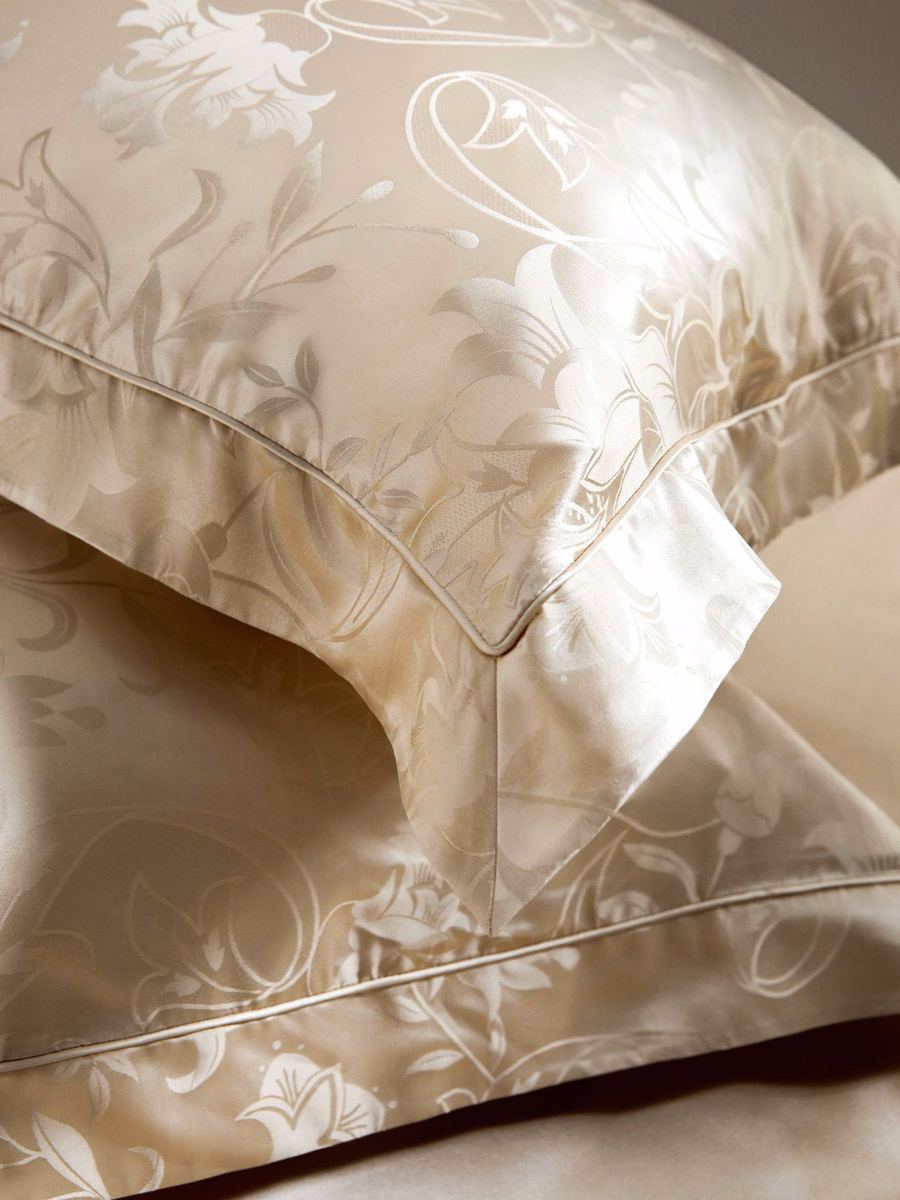 Fodera in seta con Jacquard di giglio