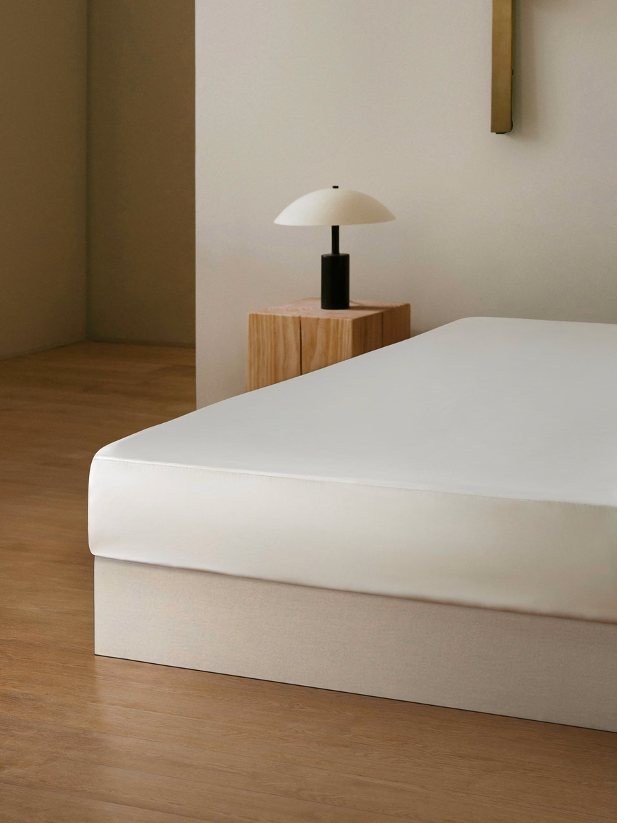 Set di biancheria da letto in seta con jacquard di giglio