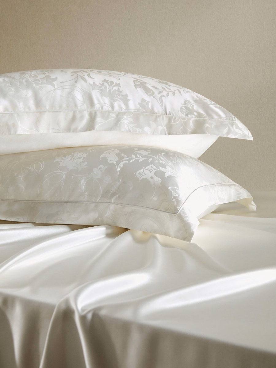 Set di biancheria da letto in seta con jacquard di giglio