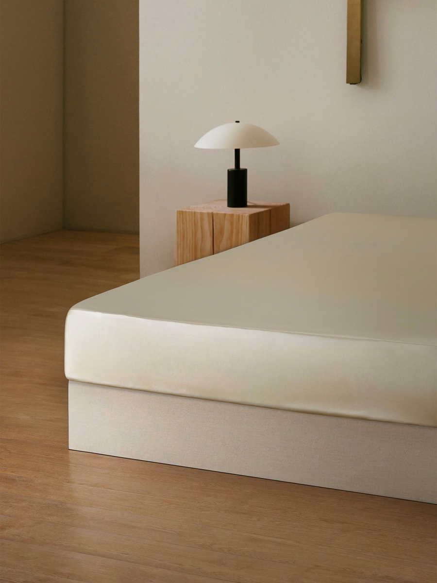 Lily Embroidered Silk Fitted Sheet Set