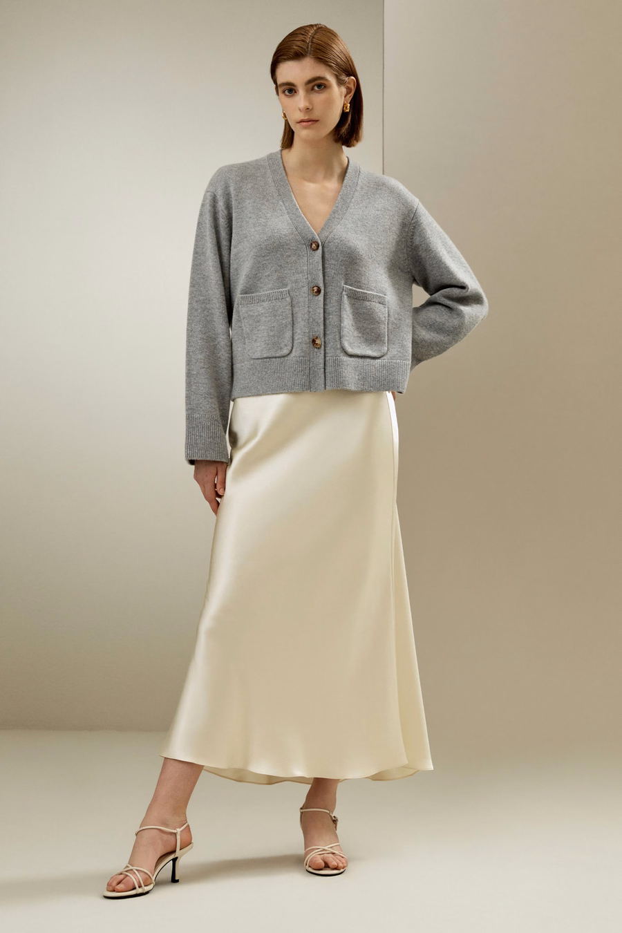 Cardigan in misto lana-cachemire corto