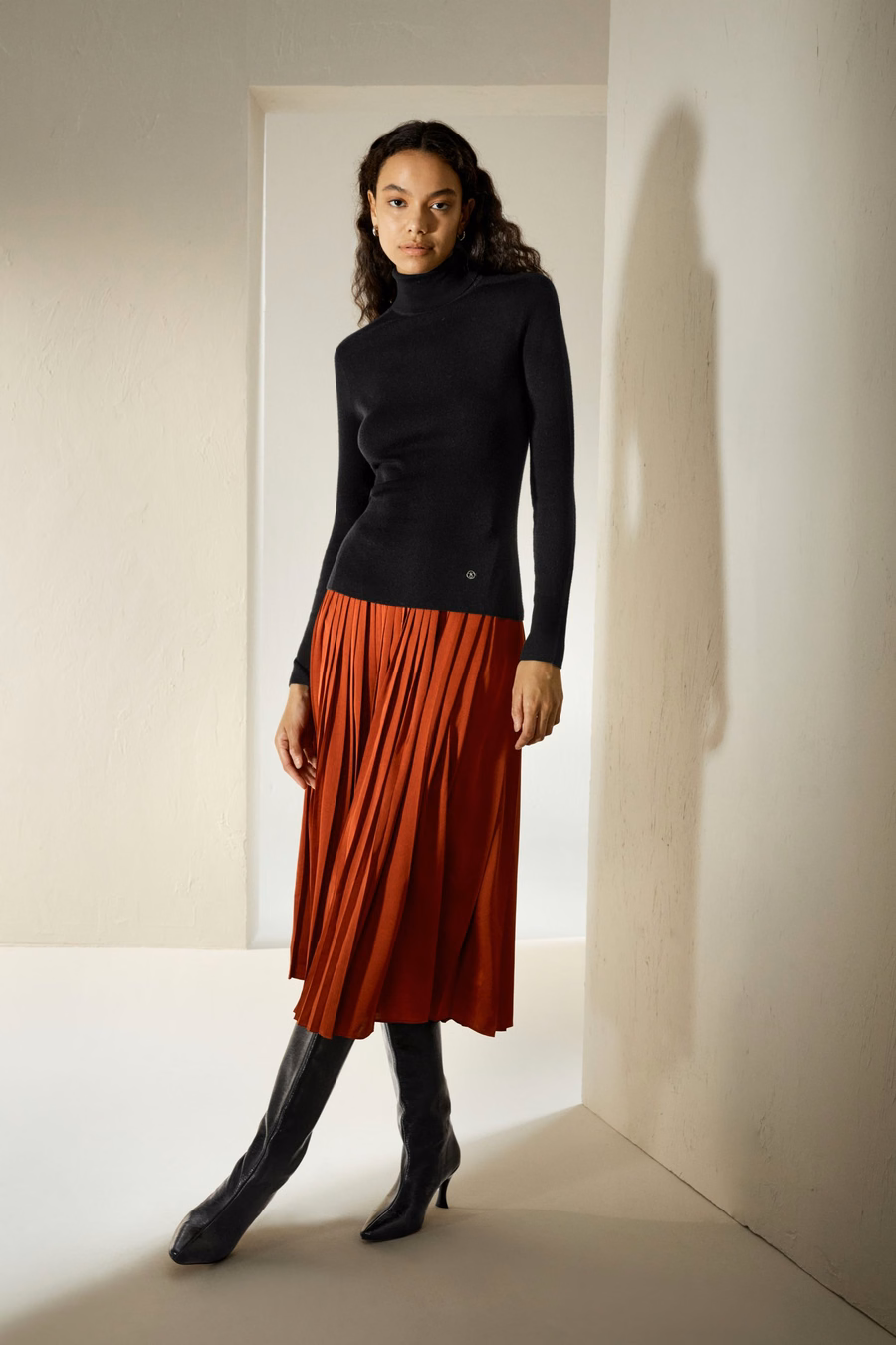 Maglione a collo alto in misto seta e cashmere senza cuciture