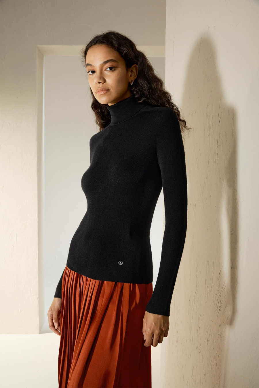 Maglione a collo alto in misto seta e cashmere senza cuciture