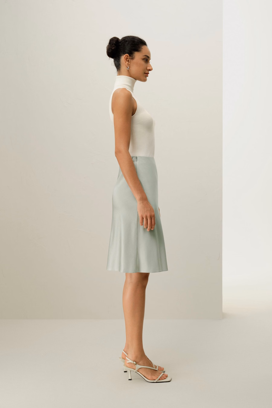 Gonna Minimalista in Charmeuse Elastico