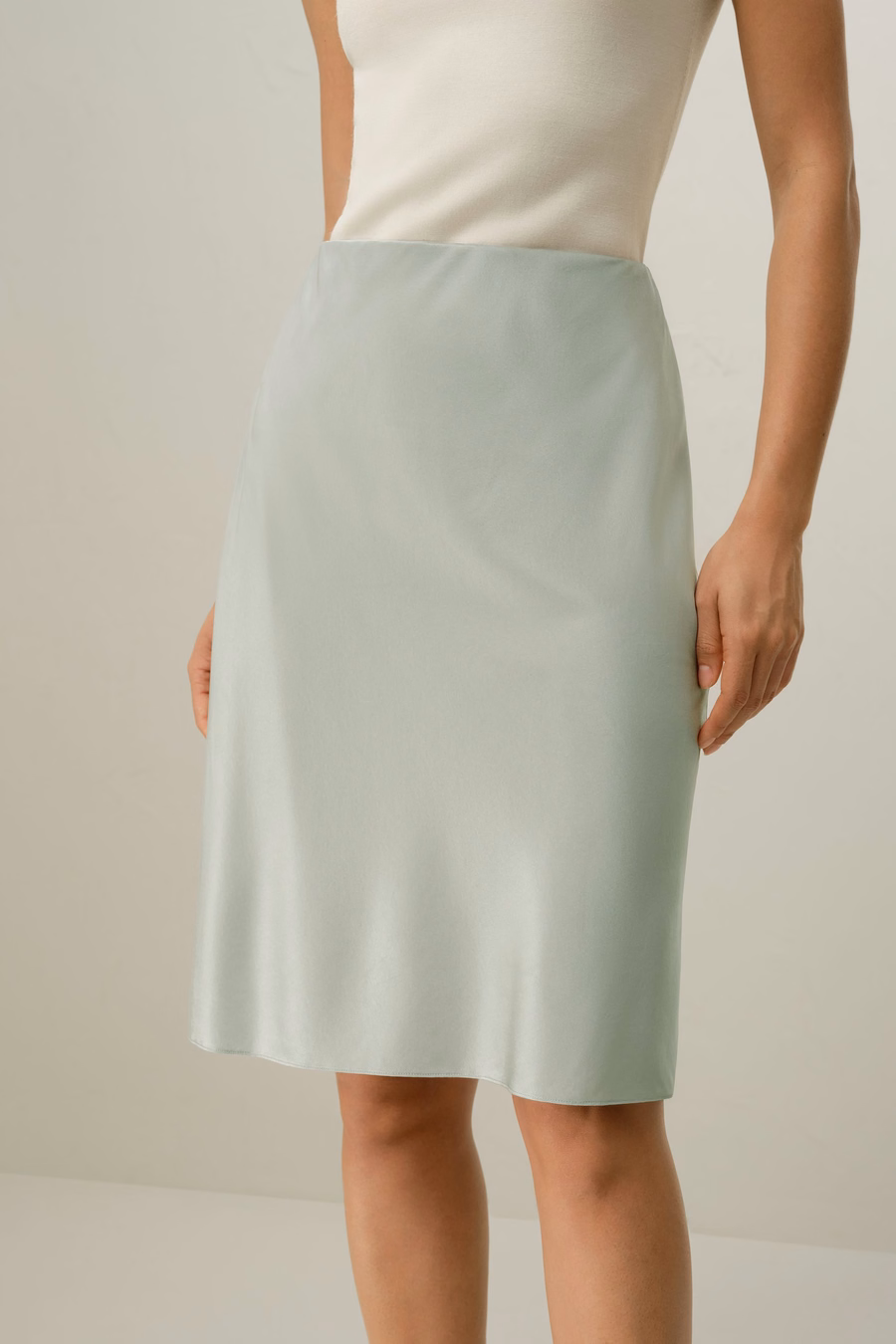 Gonna Minimalista in Charmeuse Elastico