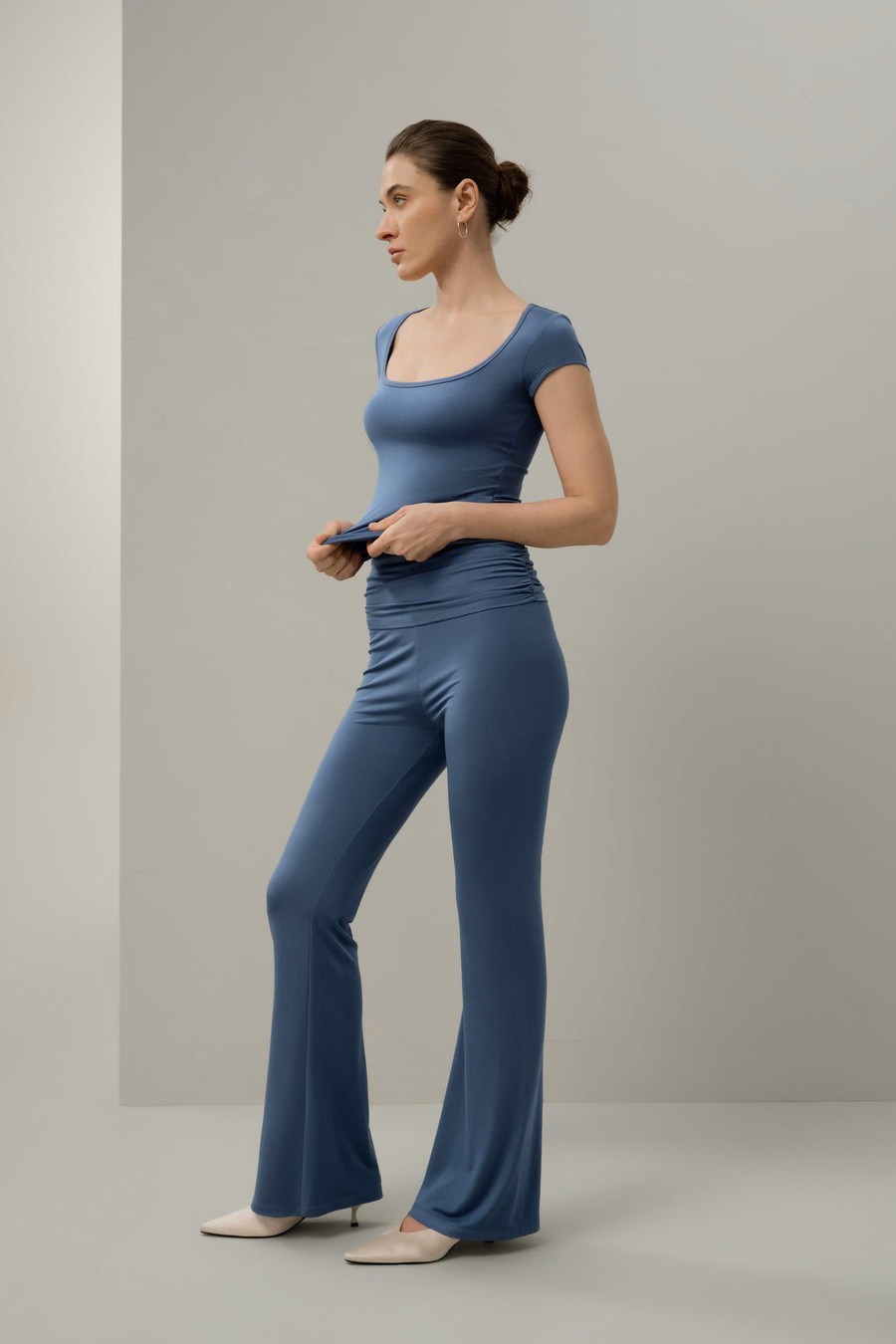 T-shirt con scollatura a V di Jersey di Seta Breeze