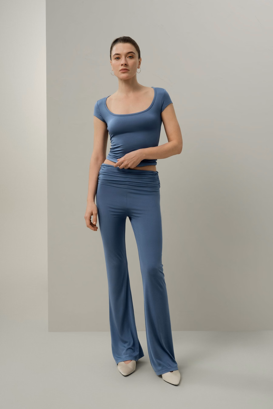 T-shirt con scollatura a V di Jersey di Seta Breeze
