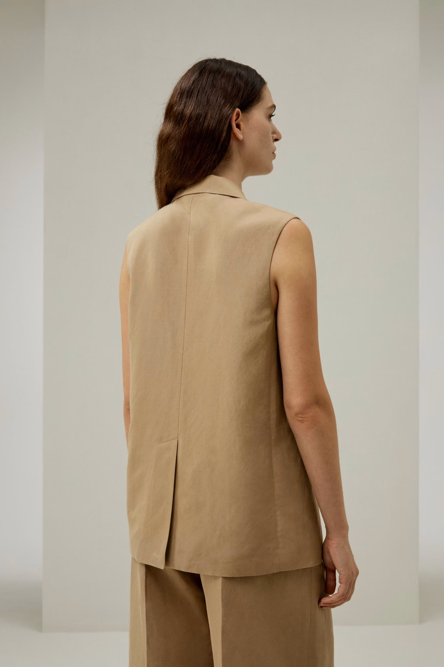 Blazer Senza Maniche con Bottone Singolo