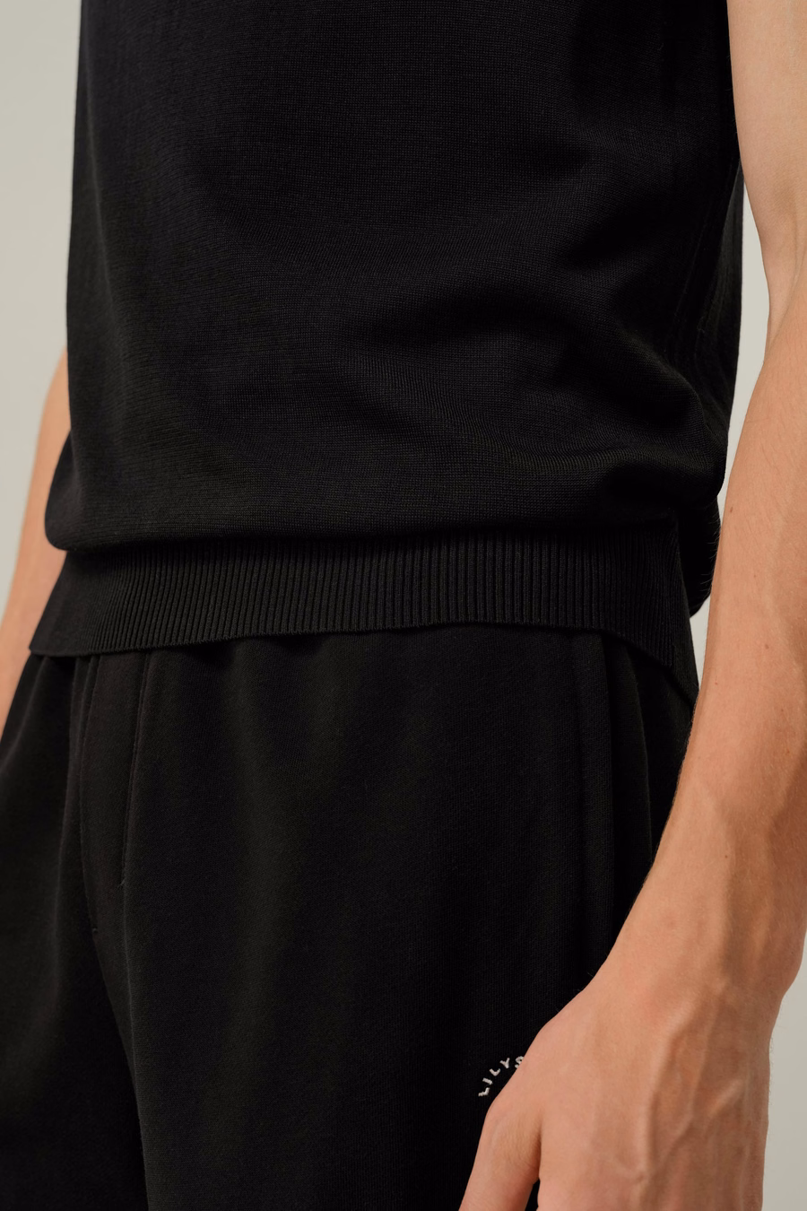 Maglietta girocollo regular-fit in seta e cotone