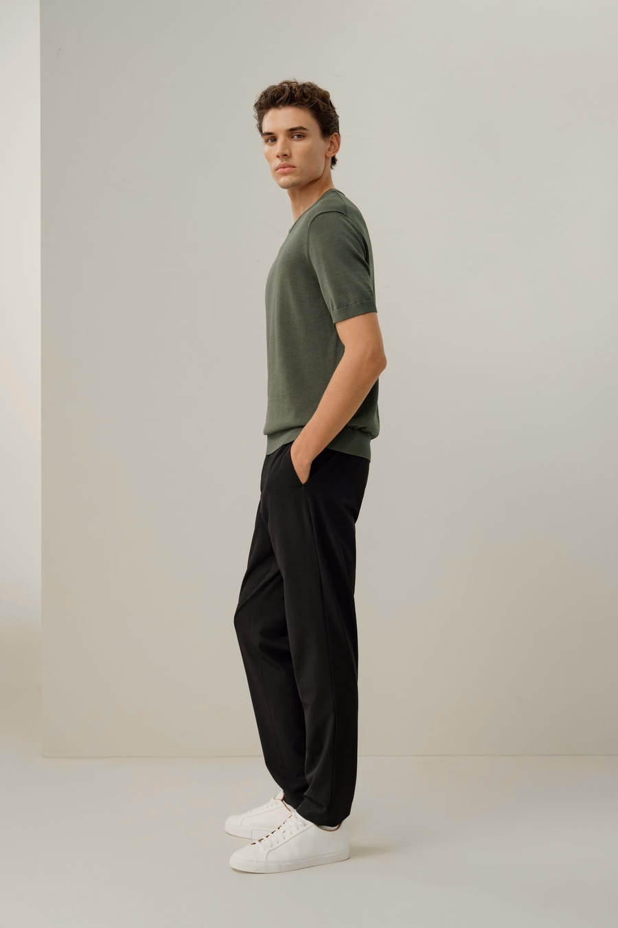 Maglietta girocollo regular-fit in seta e cotone