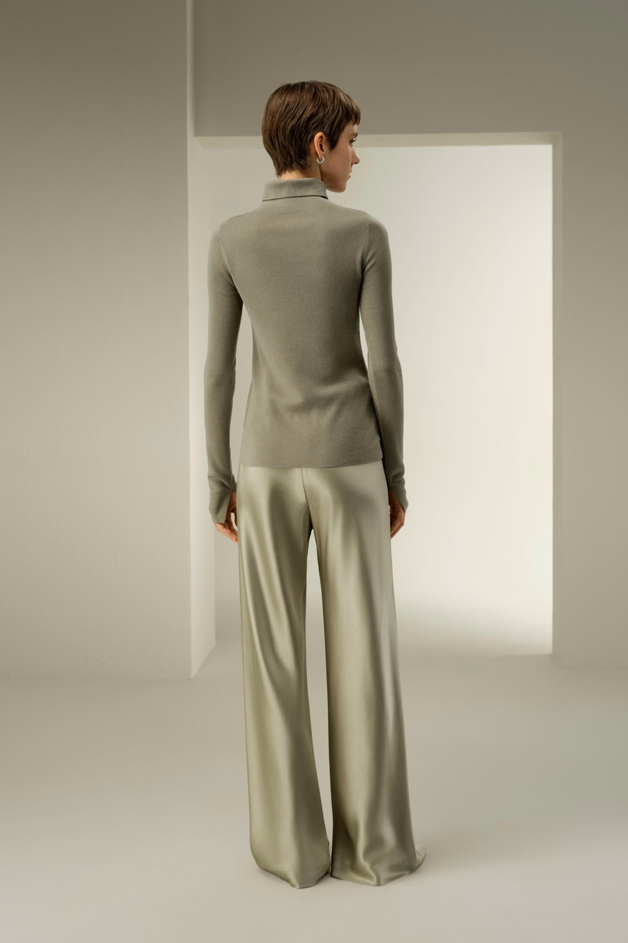 Maglione in seta cashmere slim fit