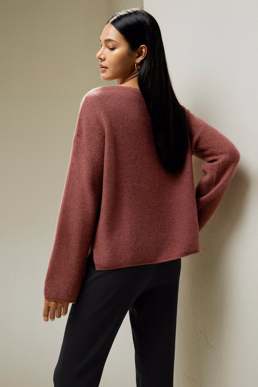 Felpa con Scollo Ribassato in Mistura di Seta e Cashmere con Vestibilità Relaxed