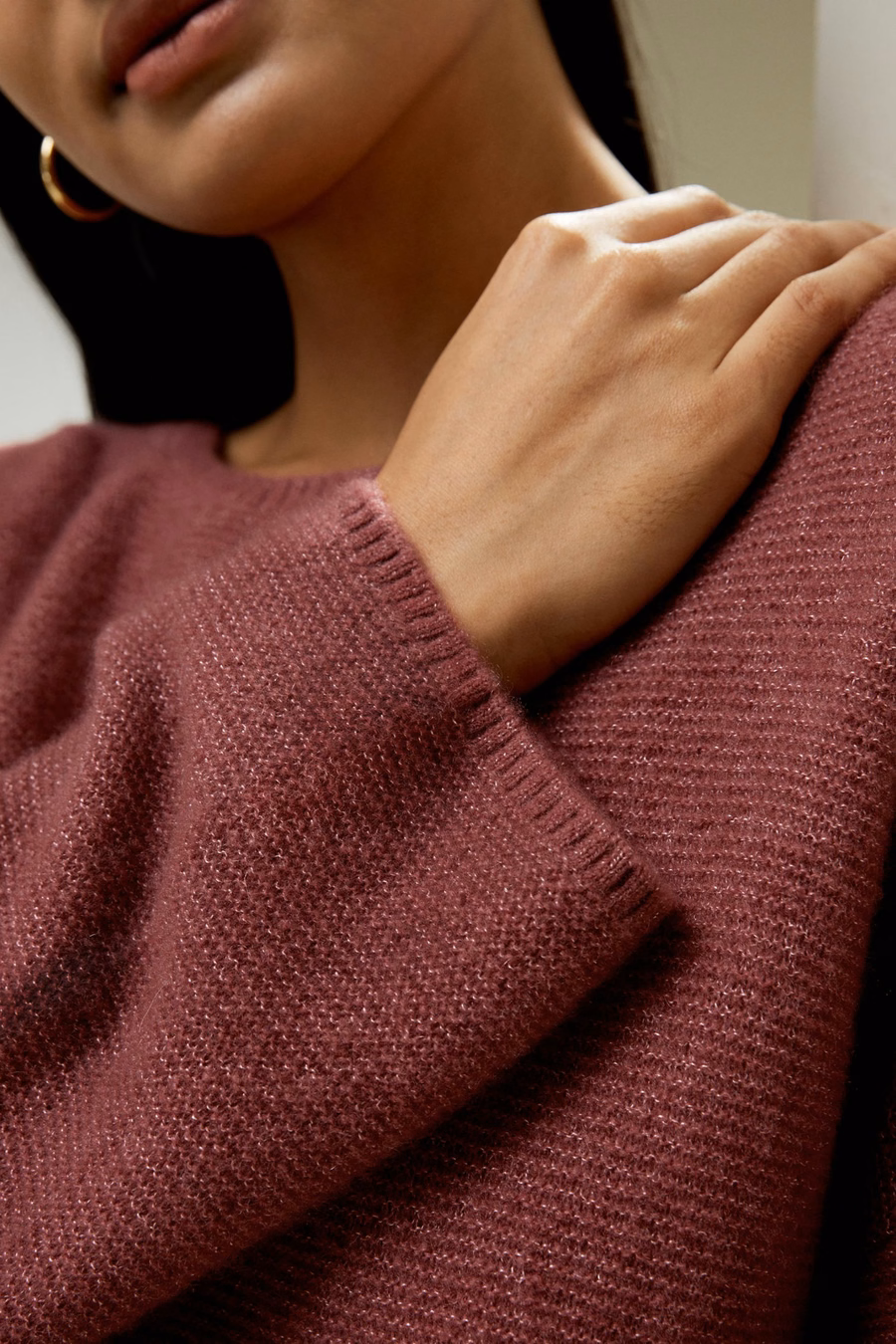 Felpa con Scollo Ribassato in Mistura di Seta e Cashmere con Vestibilità Relaxed
