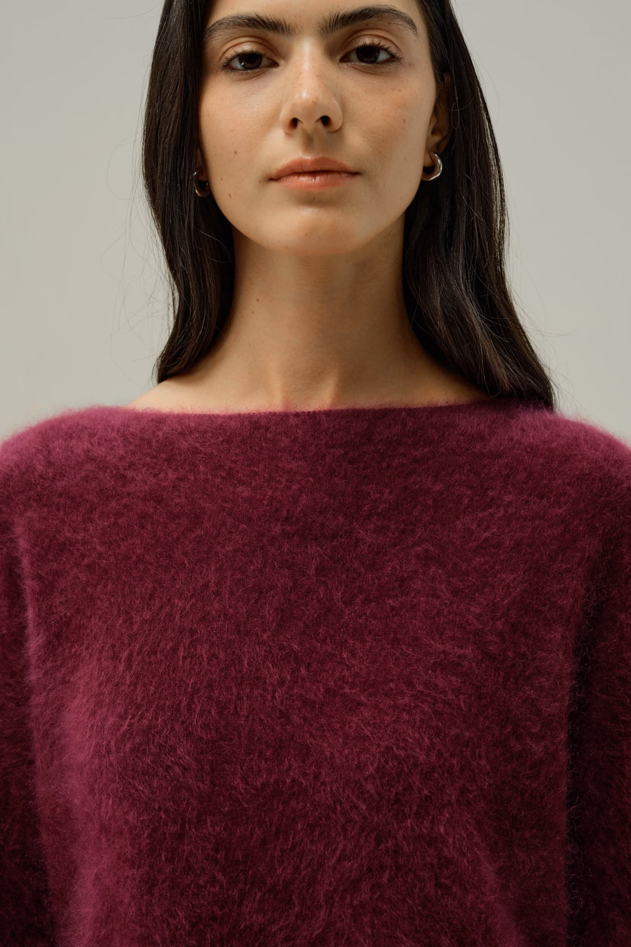 Maglione in cashmere spazzolato con scollo a barca