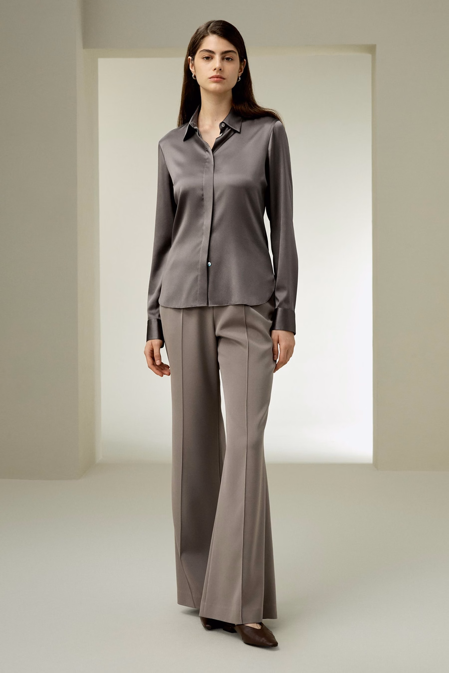 Camicia in seta dalla silhouette elegante