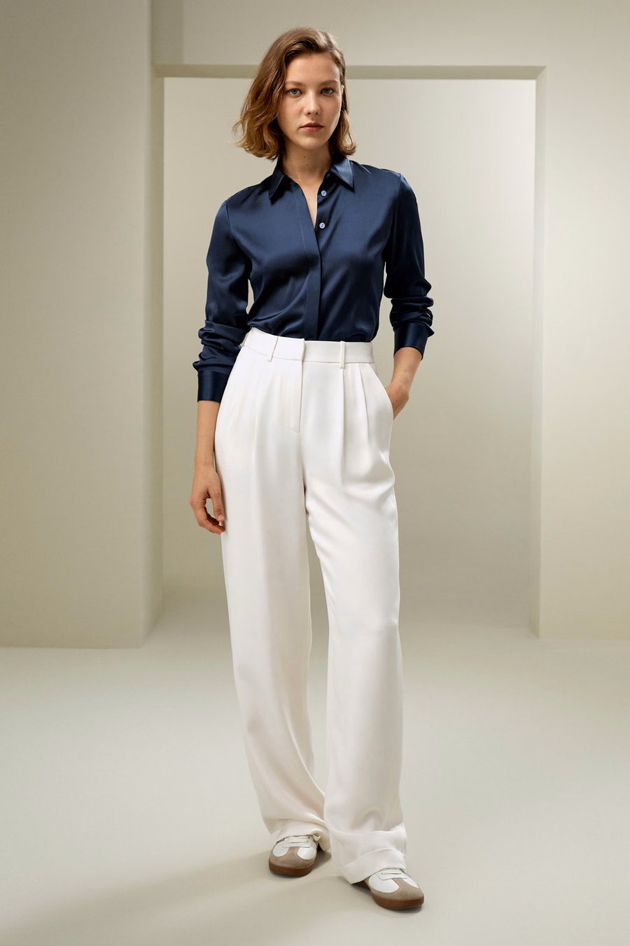 Camicia in seta dalla silhouette elegante