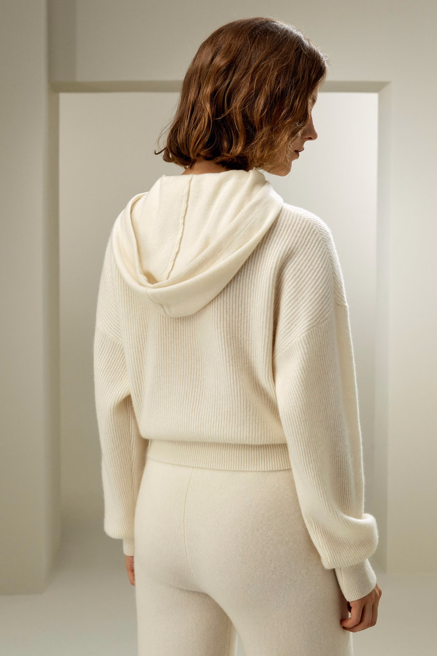 Eshe 2-in-1 Cashmere Staccabile Hoodie