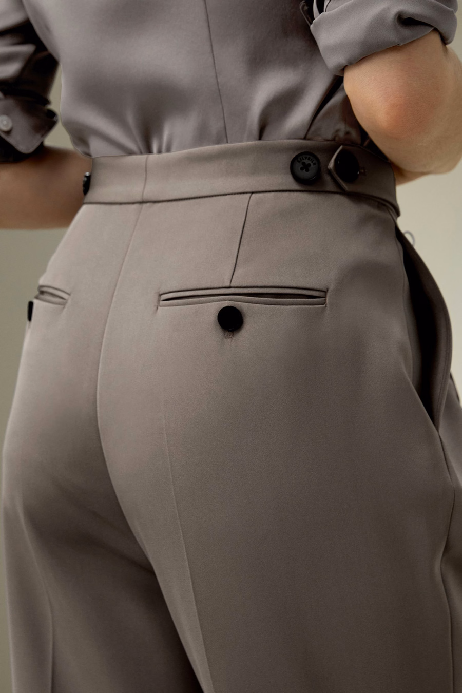 Pantaloni a gamba ampia