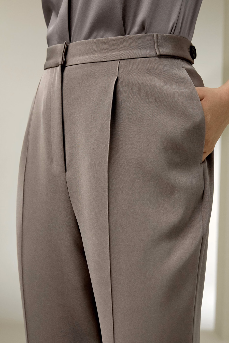 Pantaloni a gamba ampia
