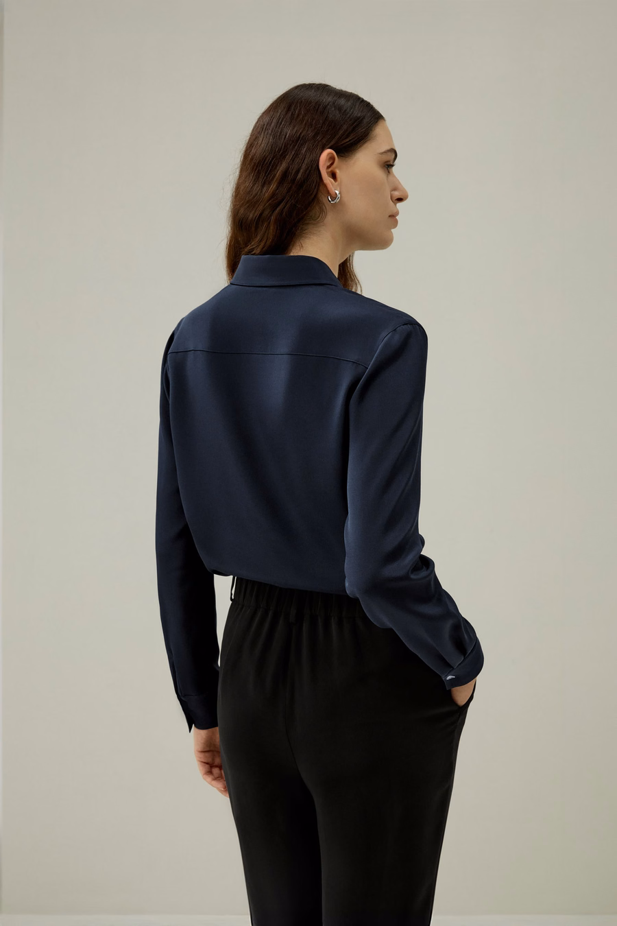 Bluza in Seta con Bottoni Elegante