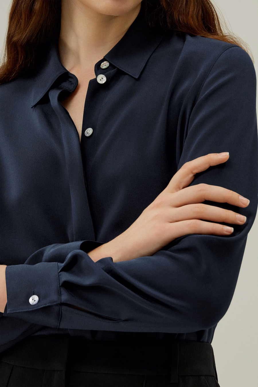 Bluza in Seta con Bottoni Elegante