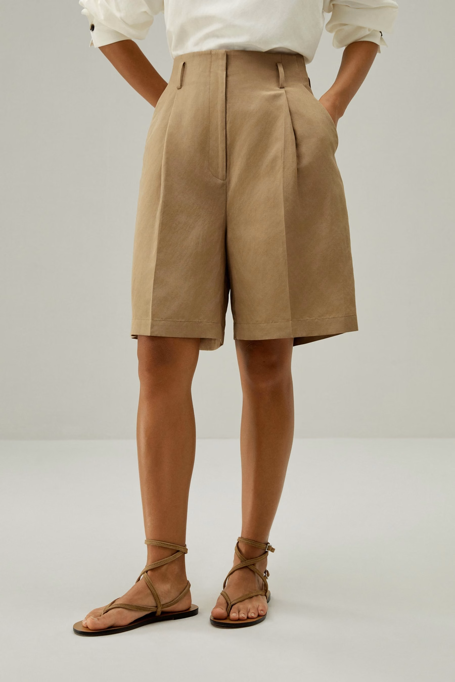 Shorts Bermuda in Mistura di Seta e Lino Chic