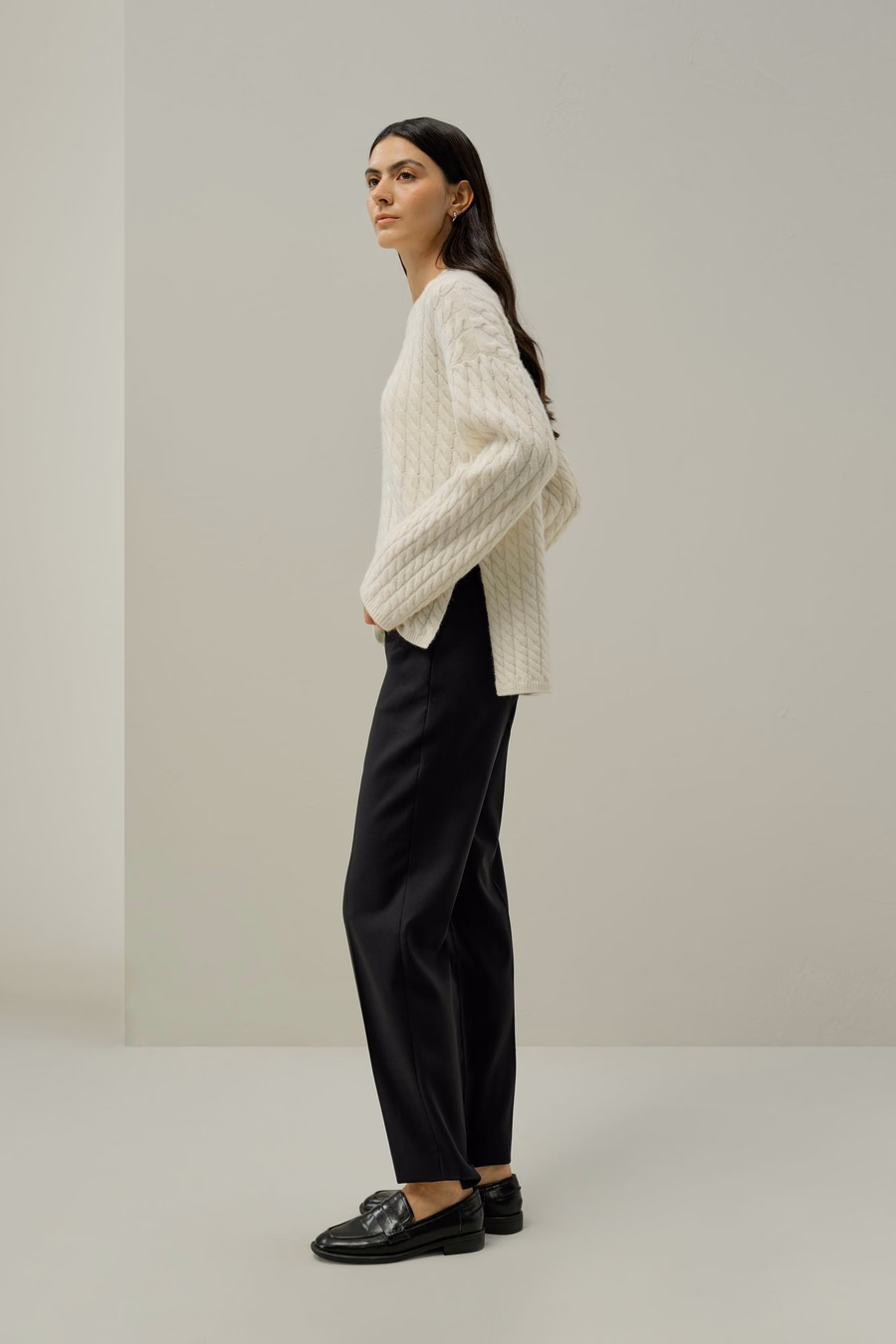Maglione in cashmere a treccia con scollo rotondo