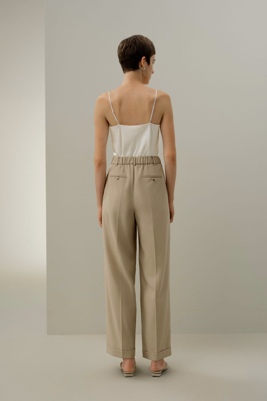 Pantaloni dritti in lana e seta