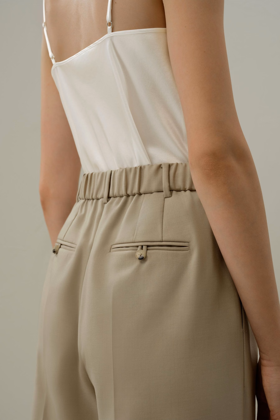 Pantaloni dritti in lana e seta