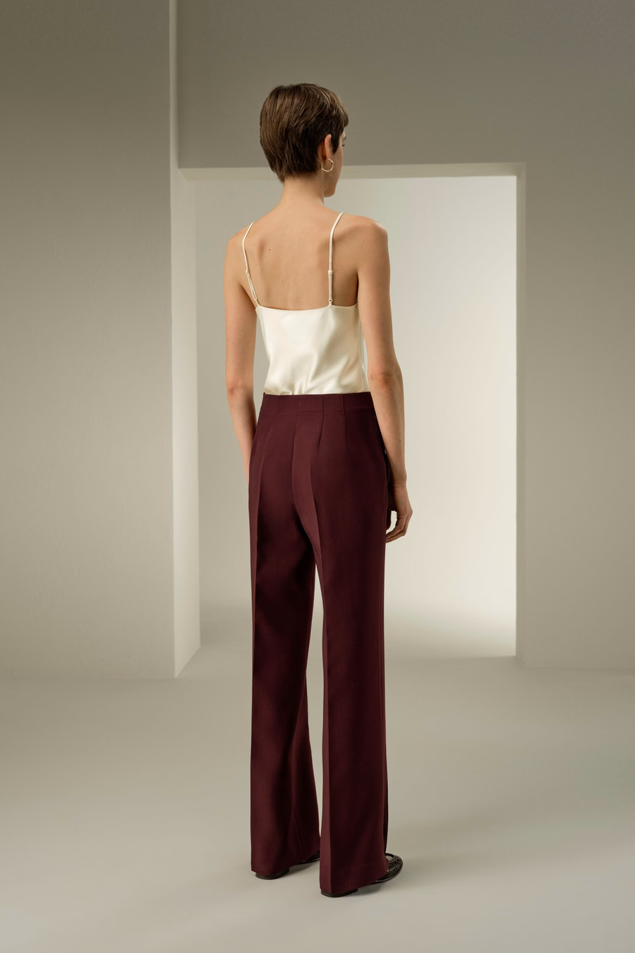 pantaloni a campana in twill di seta e lana