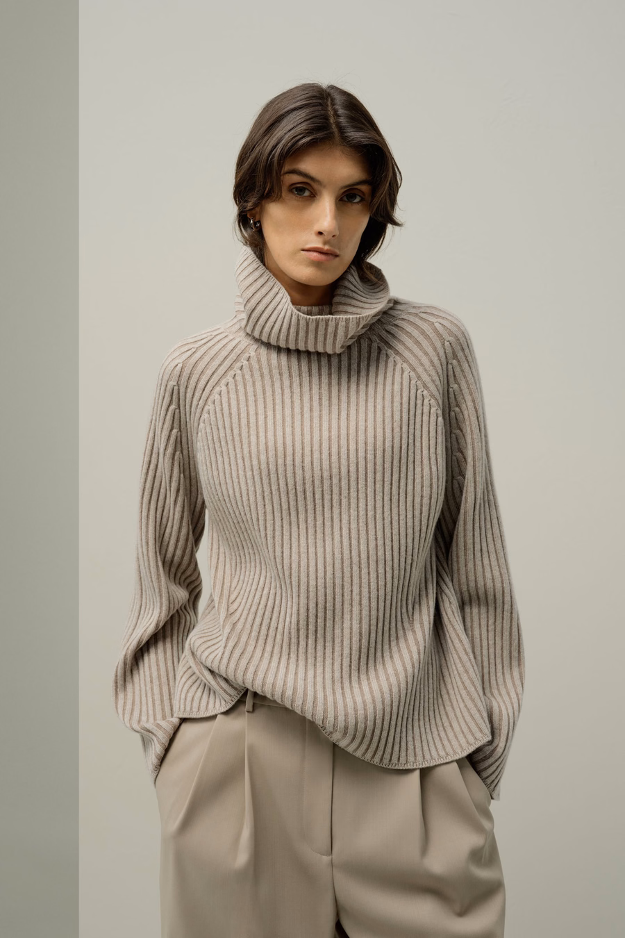 Maglione girocollo in misto lana e cashmere