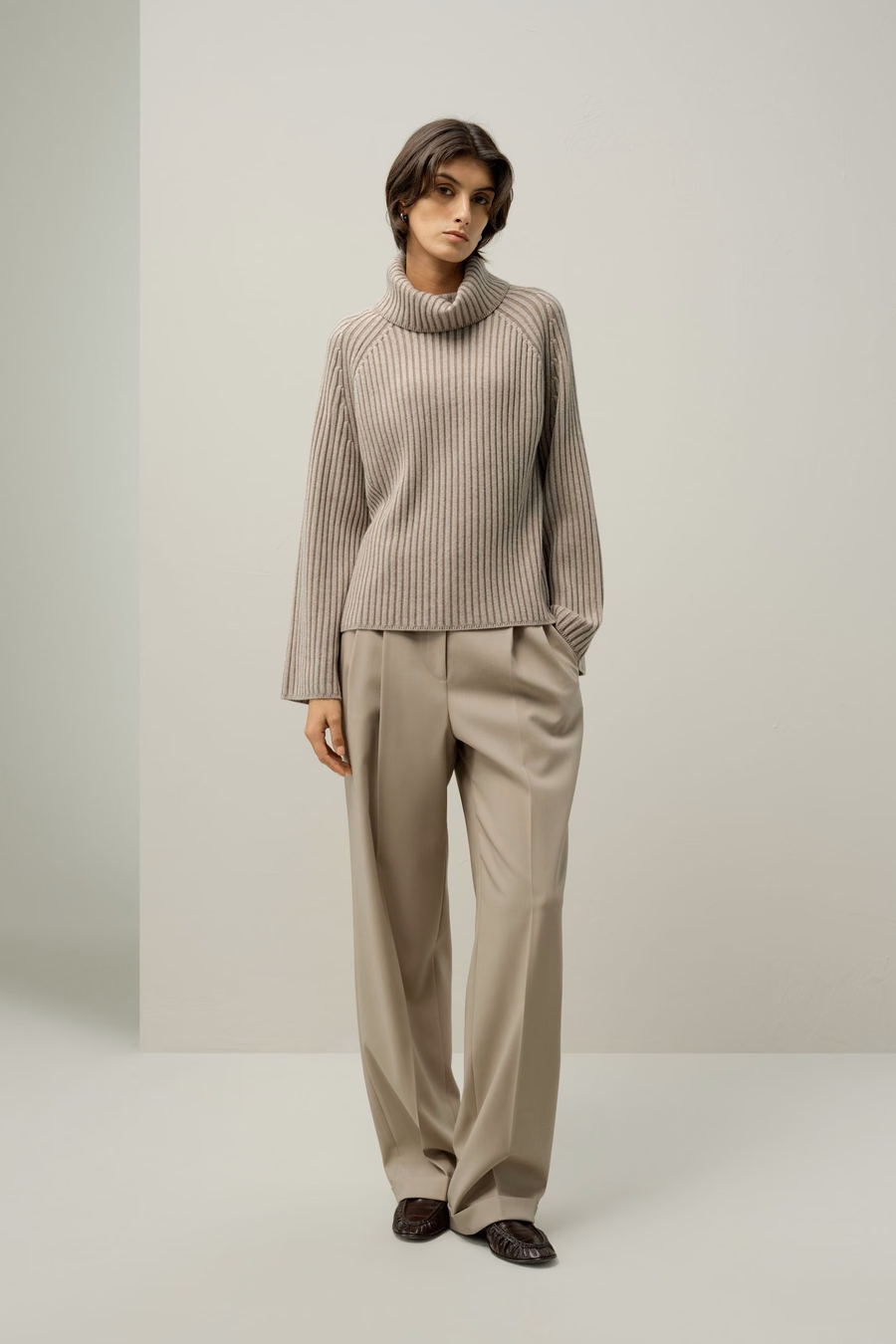 Maglione girocollo in misto lana e cashmere