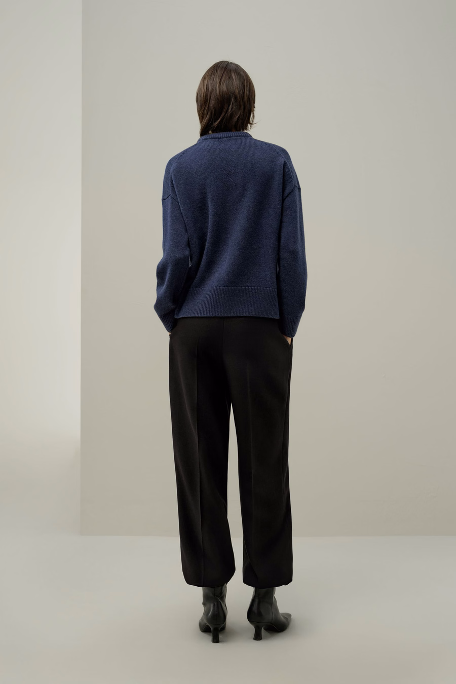Maglione in Lana-Cashmere con Collo Rotondo Oversized