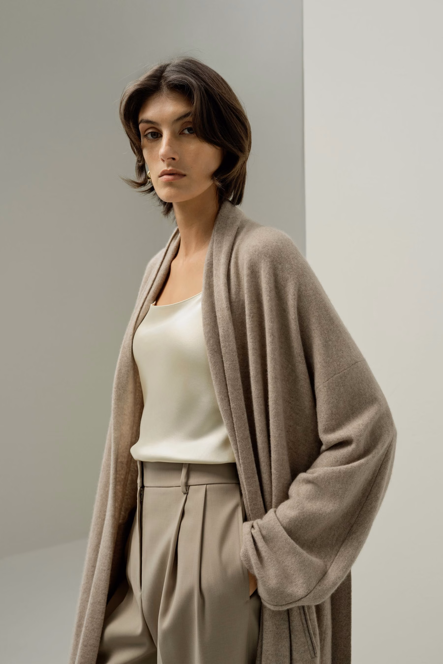 Cardigan in cashmere lunghezza polpaccio