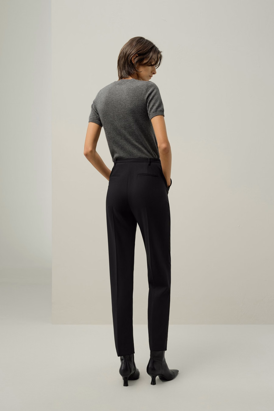 Pantaloni slim fit in misto seta e lana