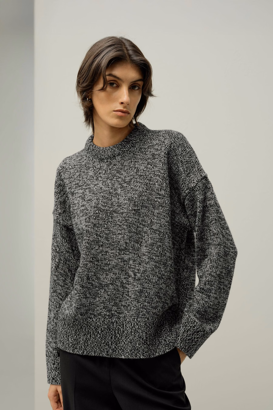 Maglione in Lana-Cashmere con Collo Rotondo Oversized