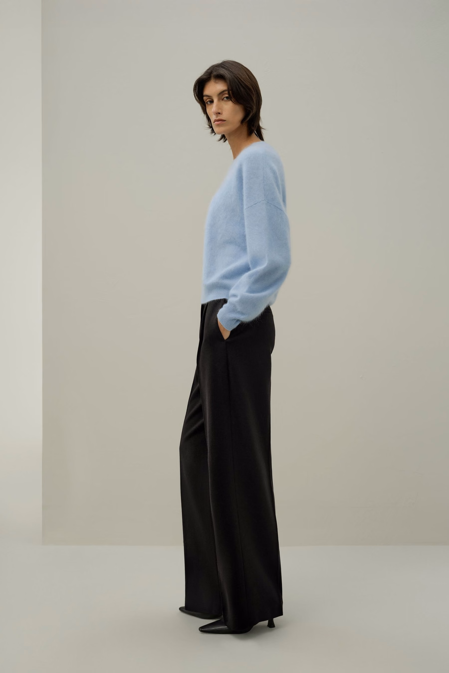 Pull in cashmere con spalla drop relaxed
