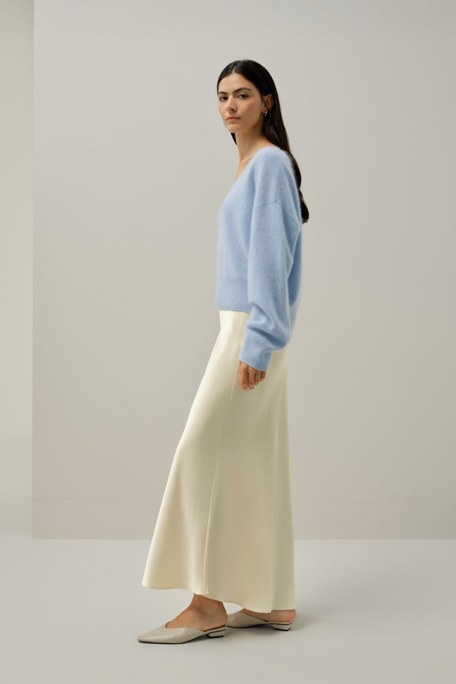 Pull in cashmere con scollo a V spazzolato