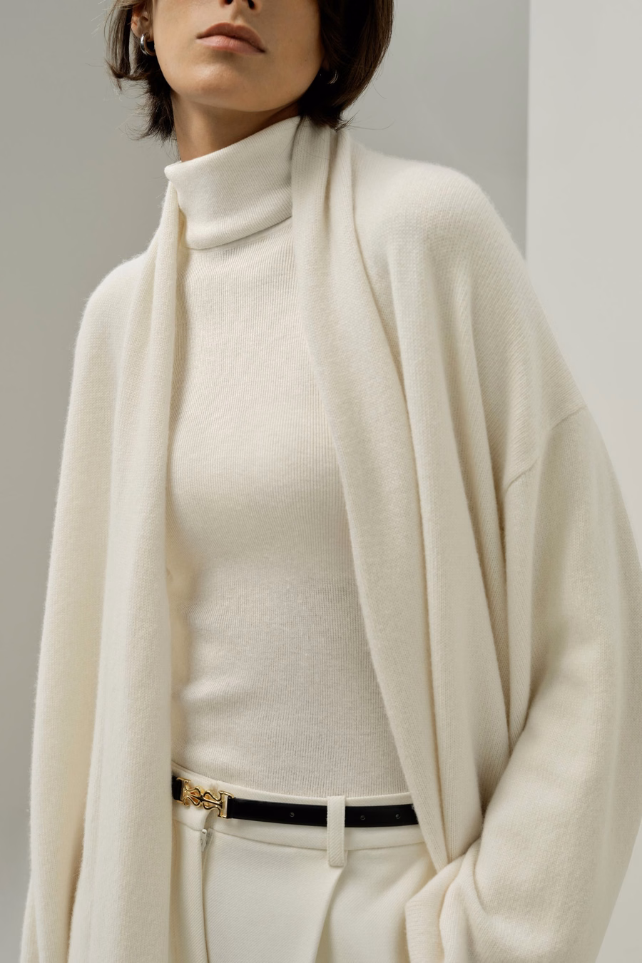 Cardigan avvolgente in cashmere per il tempo libero