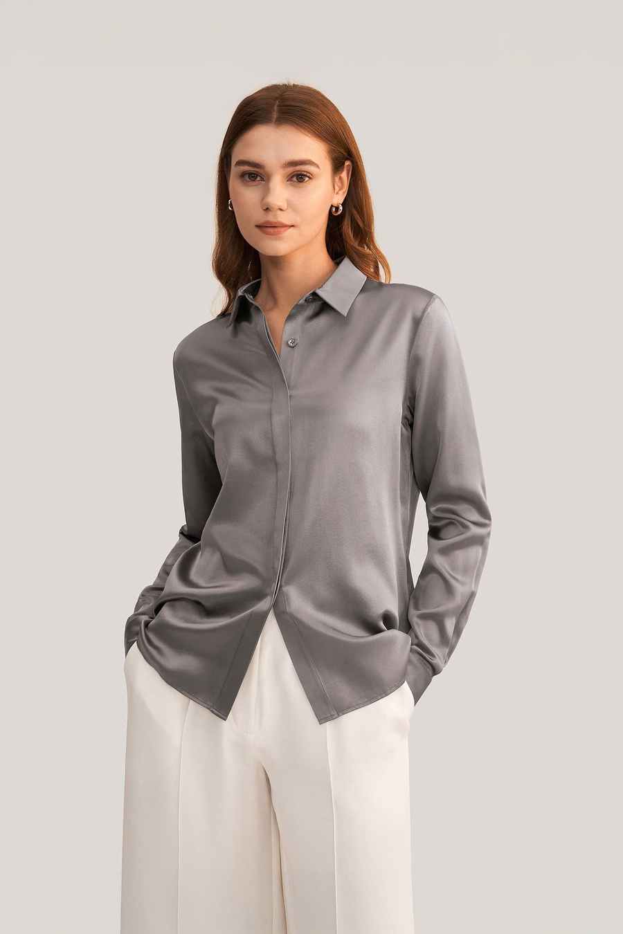 Camicia in seta con pattina nascosta di base