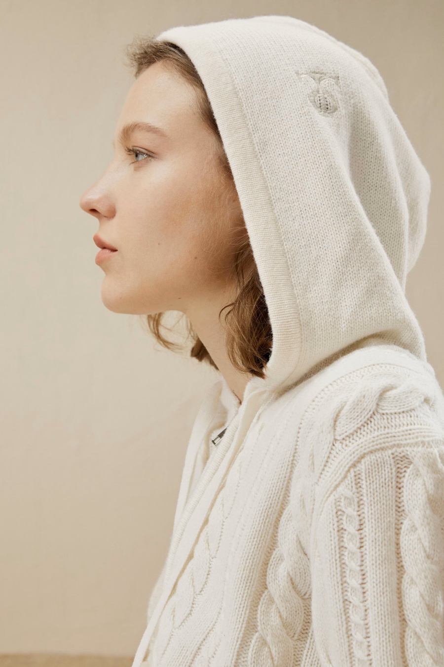 Felpa con cappuccio in misto lana-cashmere a maglia cable Bela