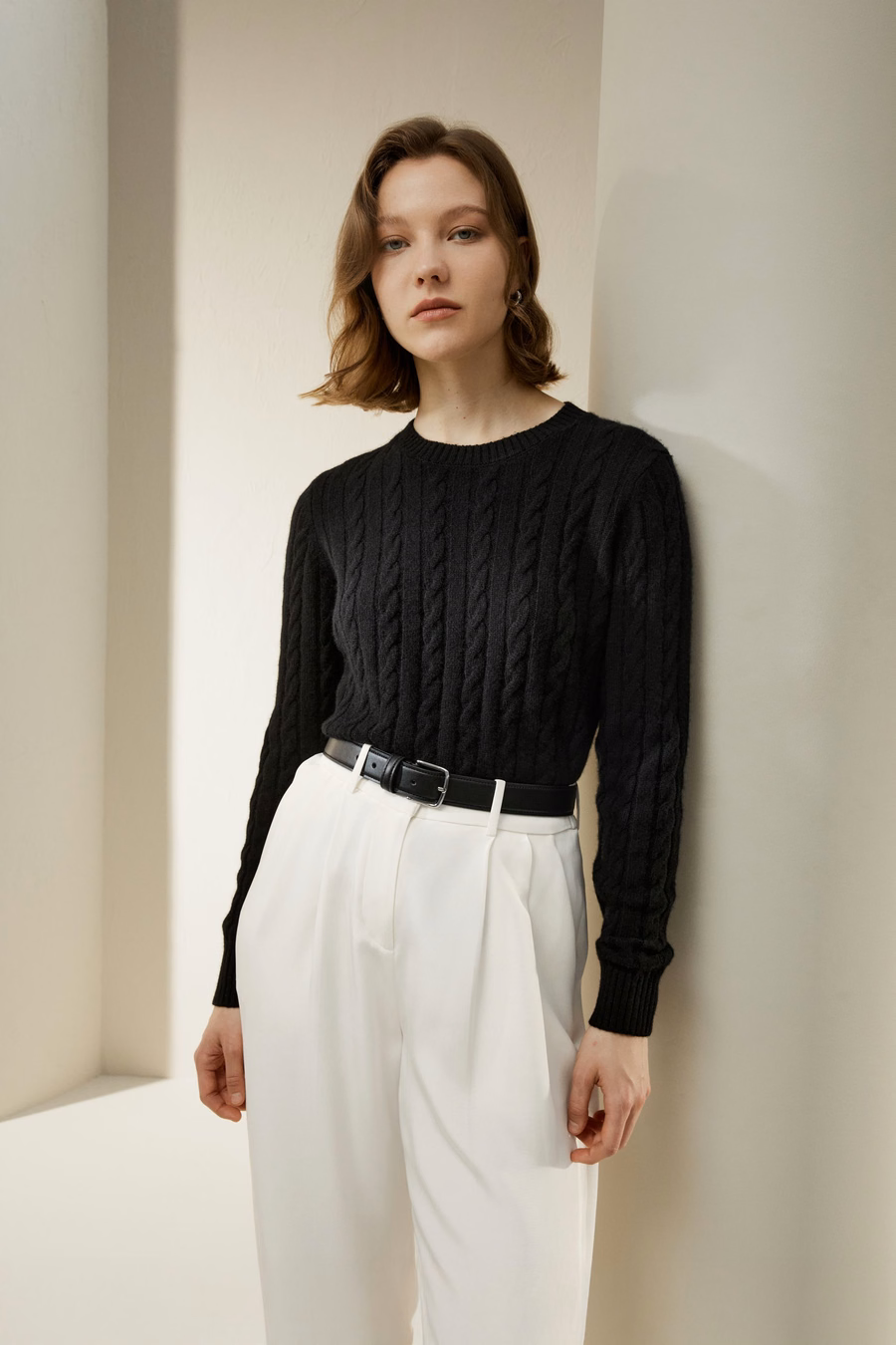 Maglione classico a trecce con bordi a coste