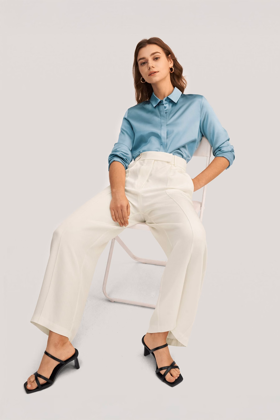 Camicia in seta con pattina nascosta di base