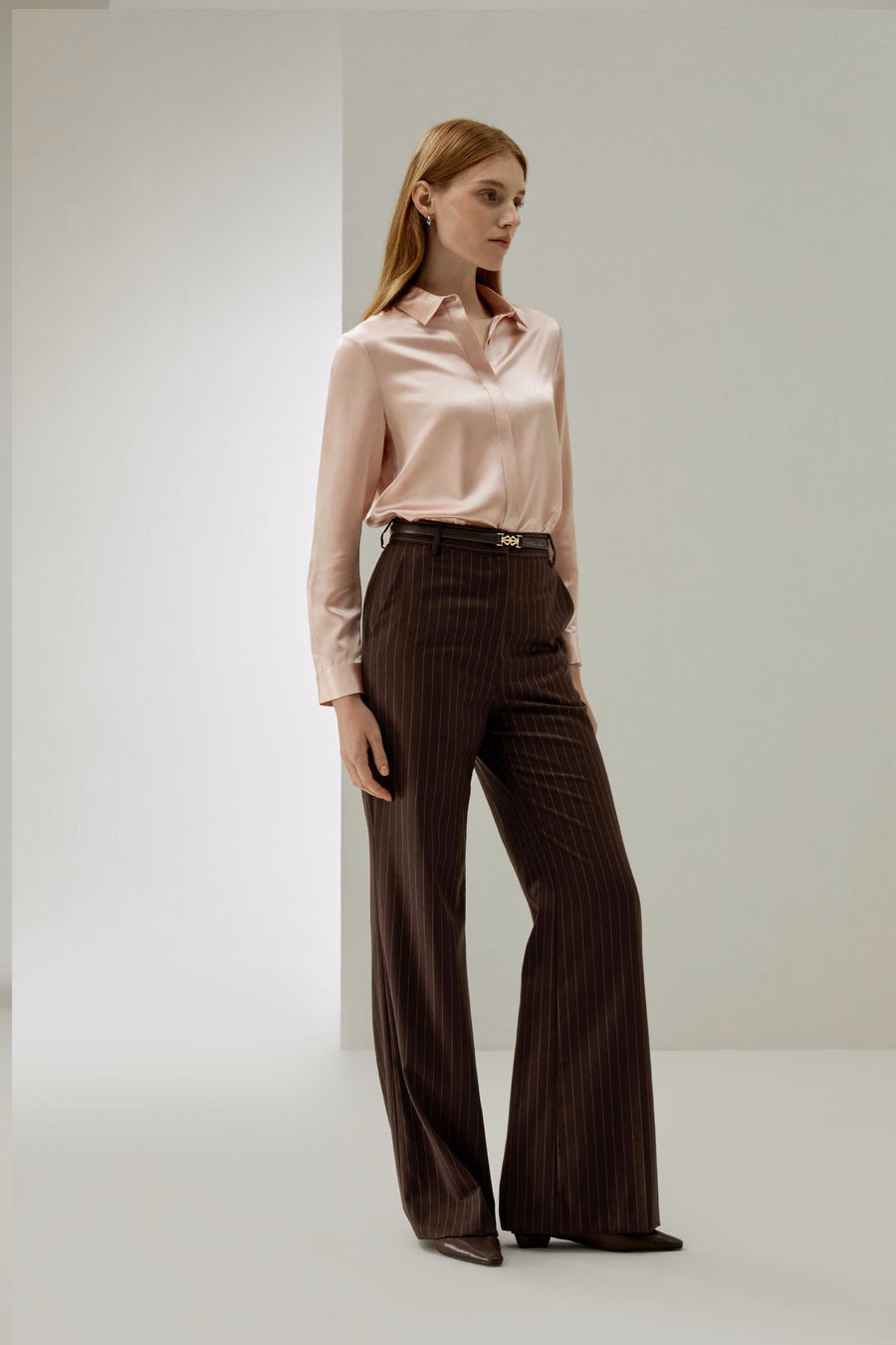 Camicia in seta con pattina nascosta di base
