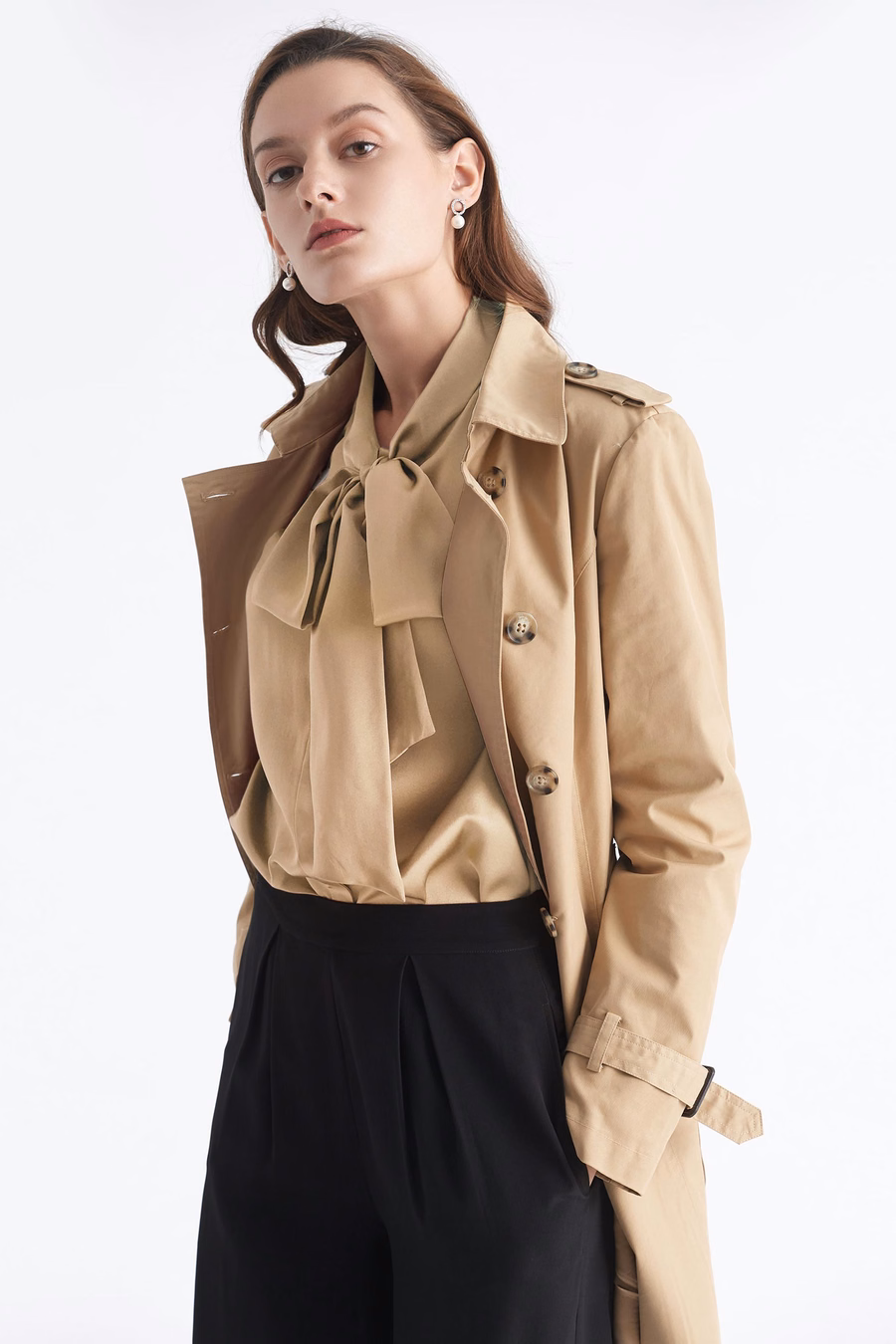 Donna Blusa in Seta con Fiocco