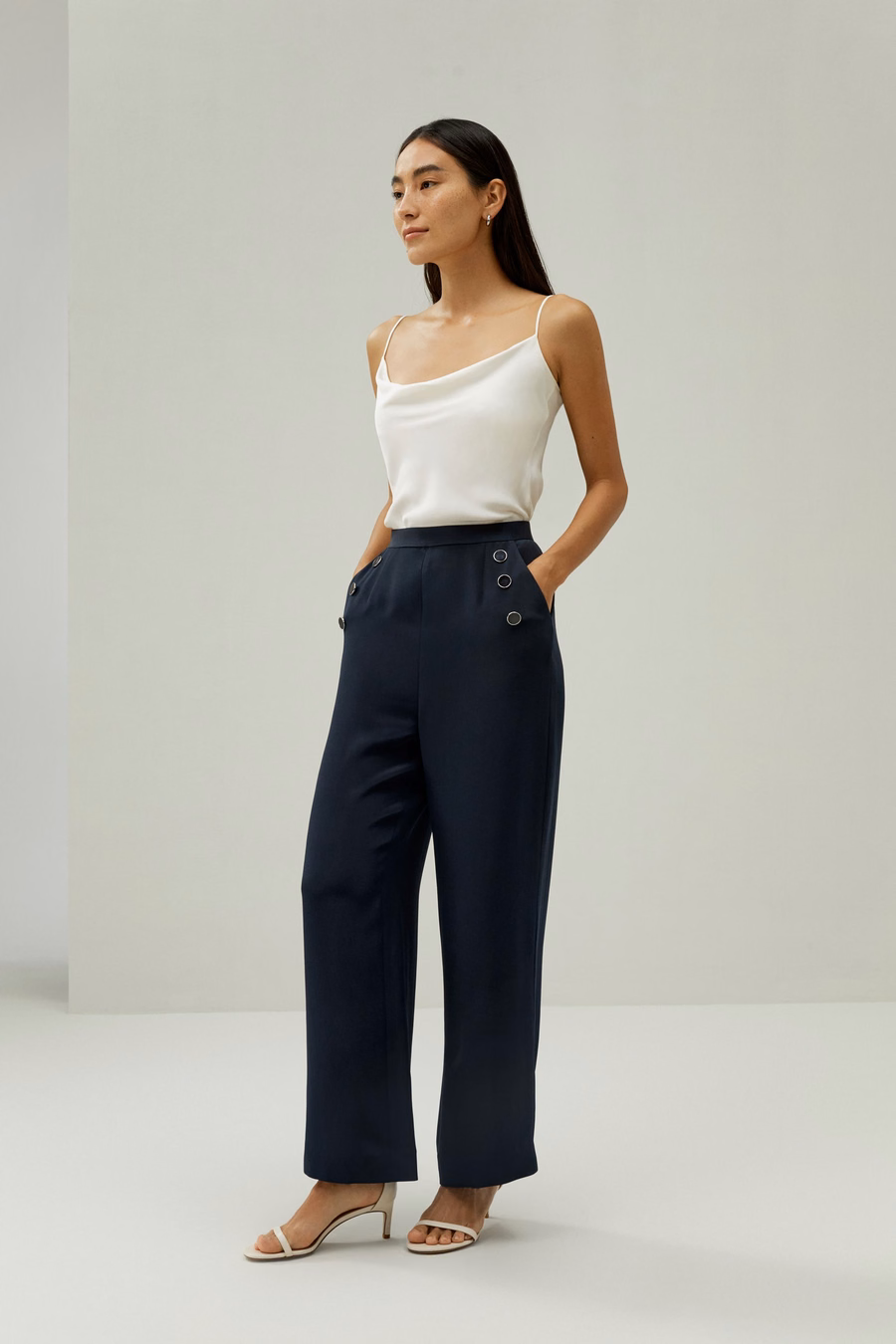Pantaloni corti ispirati al mondo nautico